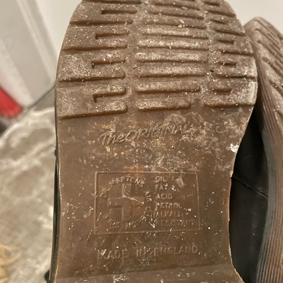 DOC MARTENS Chelsea boot made in England - Picture 9 of 9